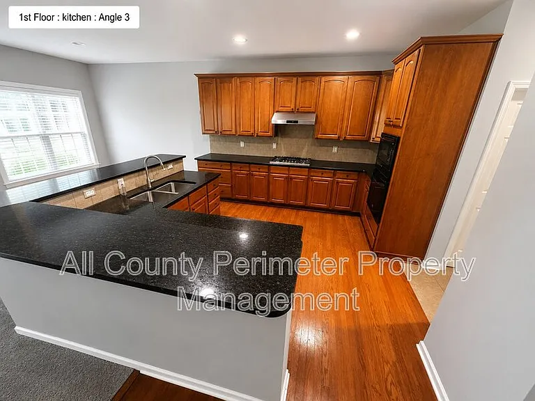 380 Simonton Crest Dr — Photo 9