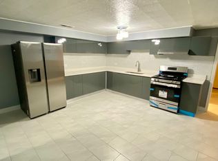 950 W 116th Pl, Chicago, IL 60643