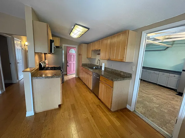 4424 Gina St #4424 — Photo 8
