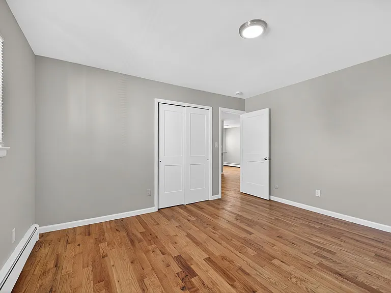 42 Lienau Pl #6A — Photo 17