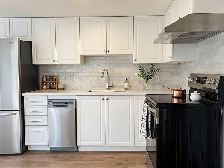 15 Arrowsmith Ave #1B — Photo 10