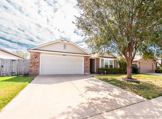 10713 N 152nd East Ave, Owasso, OK 74055