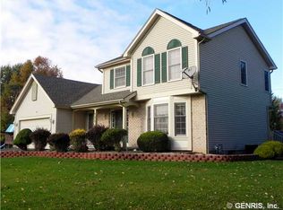 135 Windelin Dr, Henrietta, NY 14467