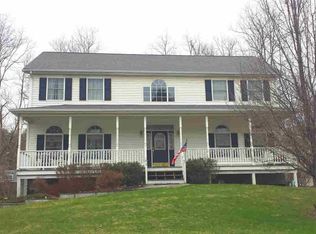 3 Marie Ct, Poughkeepsie, NY 12601