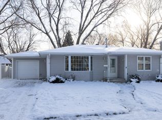 222 21st Ave N, Fargo, ND 58102