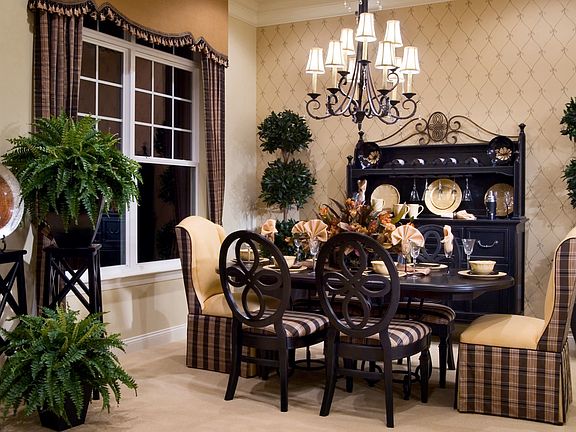 Formal dining room