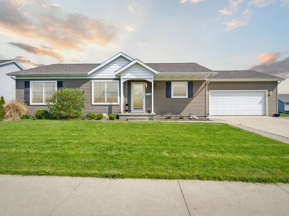 7769 Drakeshire Blvd, Almont, MI 48003