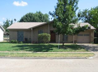1802 Indian School Rd, Garland, TX 75044