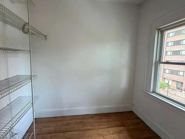 40 Dewey St #1A — Photo 7