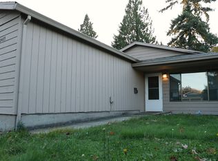 2405 NE Saratoga St, Portland, OR 97211