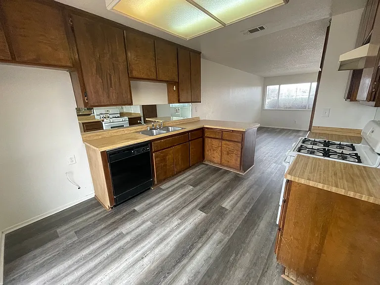 13191 Kiowa Rd — Photo 16