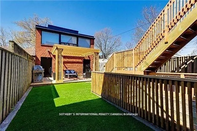 900 Manning Ave #MAIN — Photo 27