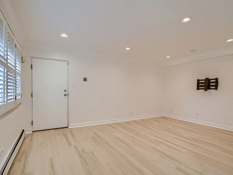 32 Elgin Ave #A2 — Photo 8