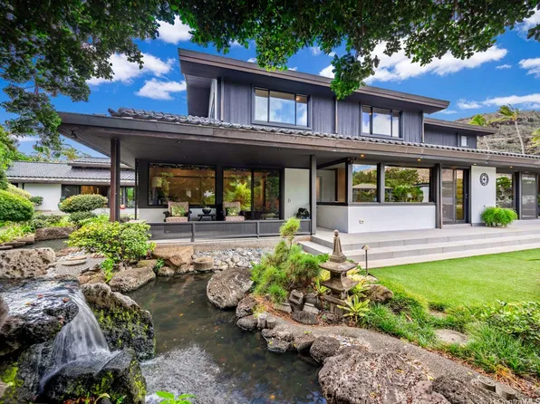 6015 Kalanianaole Hwy, Honolulu, HI 96821