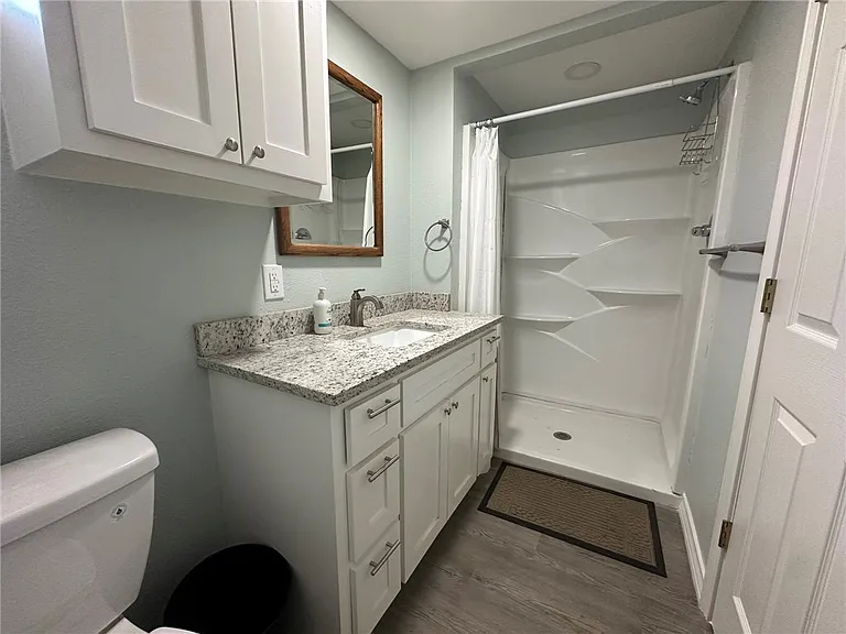 201 Volpe Cir — Photo 22