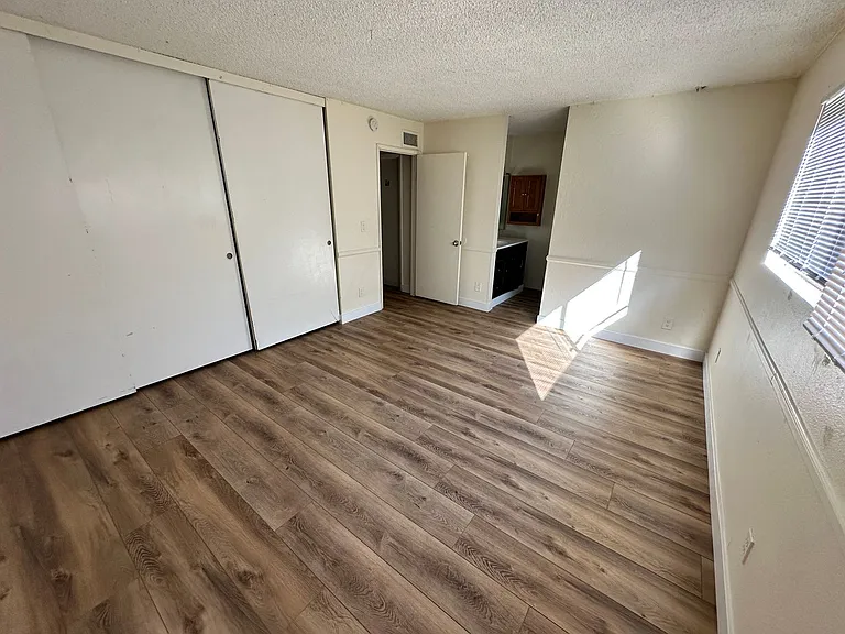 5050 Leo St — Photo 5
