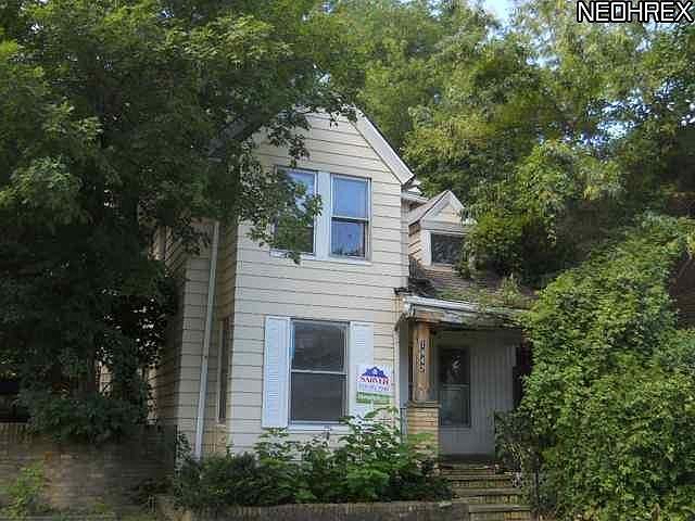 1st image of 1842 Hastings Ave