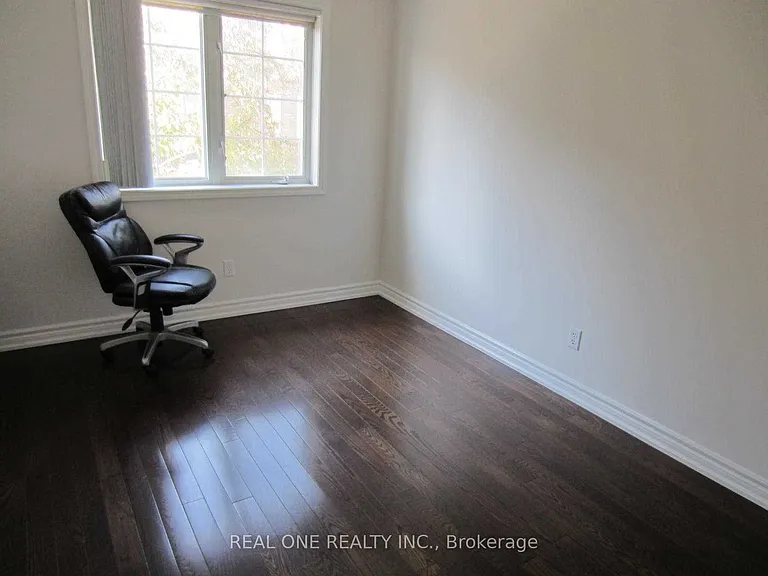 6 Cox Blvd #5 — Photo 12