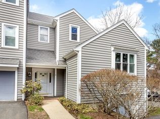 84 Walpole St APT 3N, Canton, MA 02021