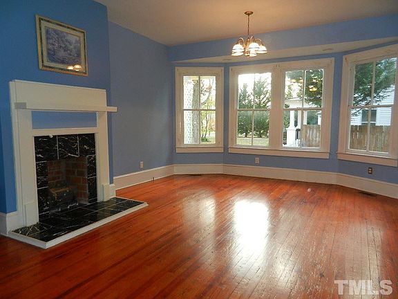 3rd image of 419 Kingsbury St