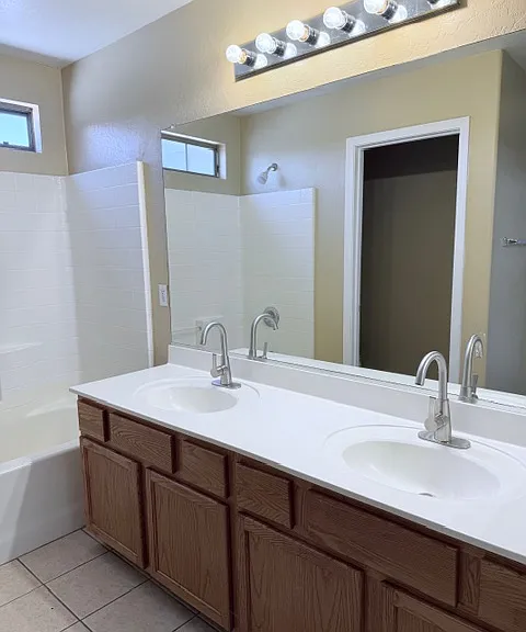 1802 S 114th Dr — Photo 18