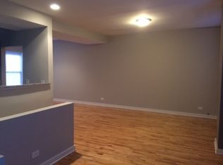 612 N May St APT COACH, Chicago, IL 60642