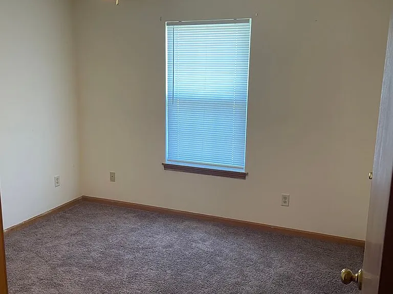 5205 Gasconade Dr — Photo 25