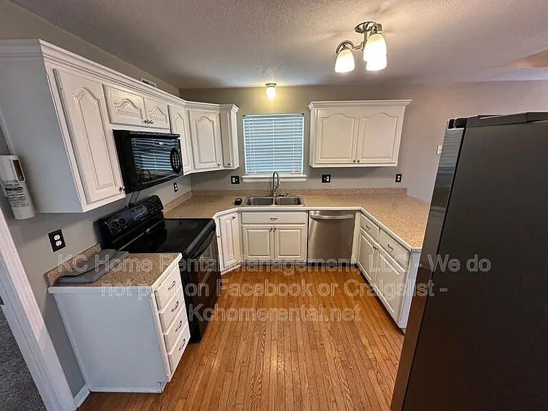 11314 N Lewis Ave — Photo 6