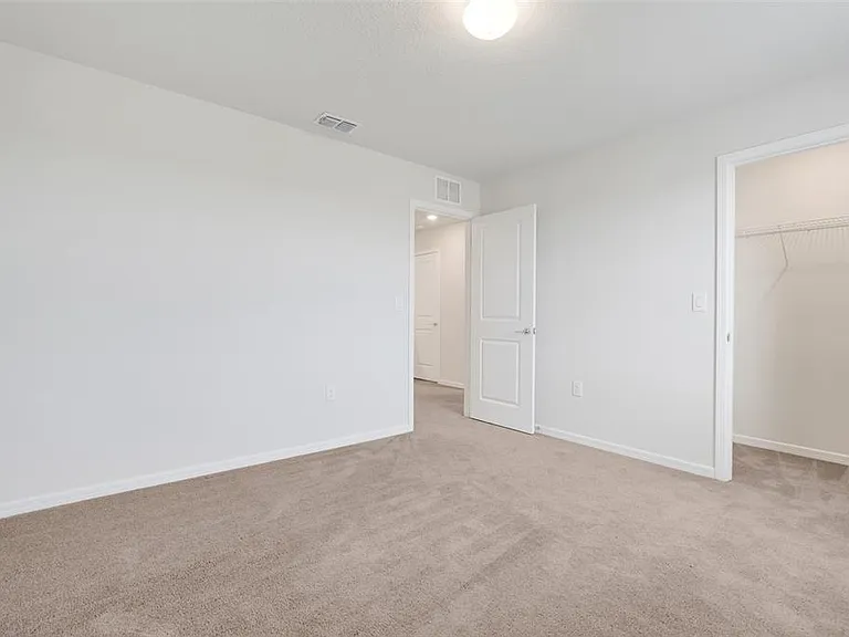7780 Syracuse Dr — Photo 26