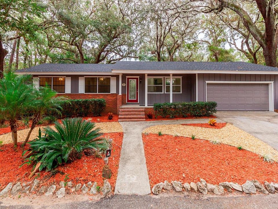 1st image of 3925 Shady Ln