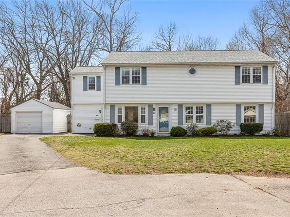 60 Star St, Warwick, RI 02888