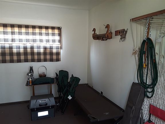 3rd image of 49801 Forest Dr E