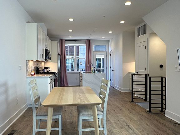5th image of 3136 Camber Pl
