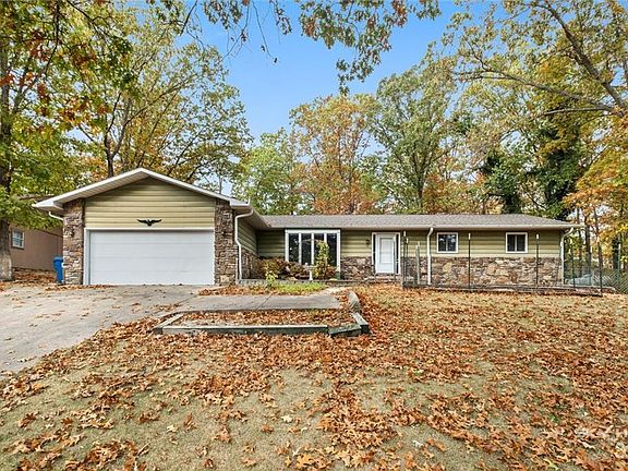 2nd image of 4 Elmdon Ln
