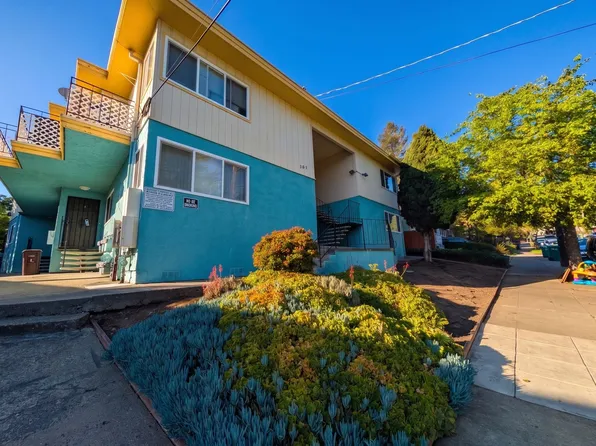 1she39, 3811 39th Ave #1, Oakland, CA 94619