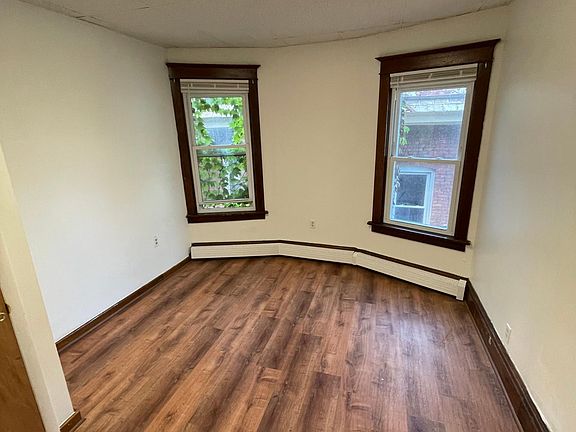 4th image of 2319 15th St APT 2