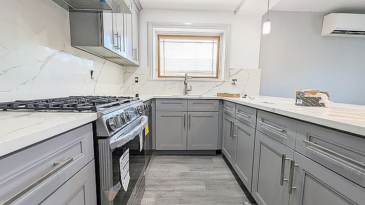1st image of 20-11 21st St #B
