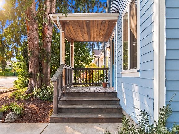 4th image of 730 N 100th Street
