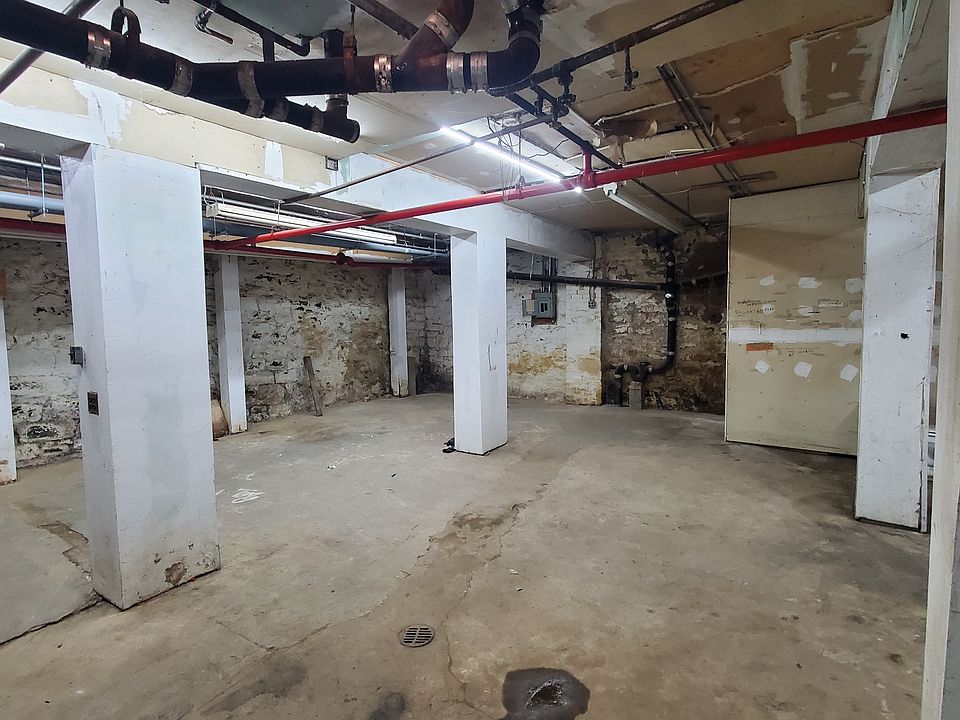 Building Photo 3