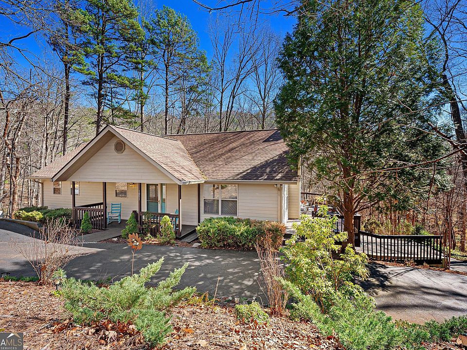 1st image of 1051 Woodland