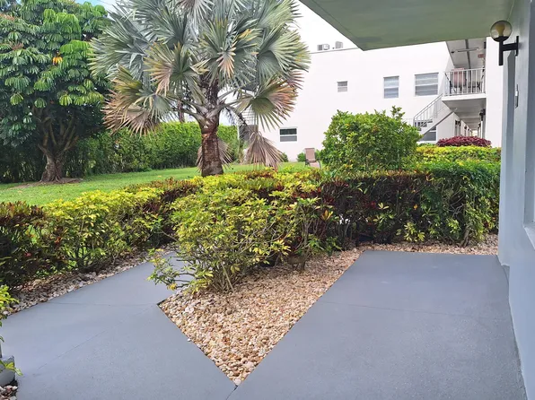 120 Normandy Ln #C, Delray Beach, FL 33484