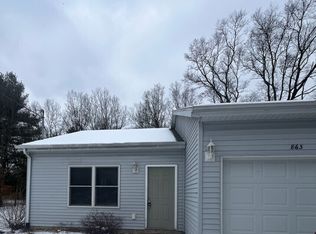 863 Sharon Rd, Muskegon, MI 49442