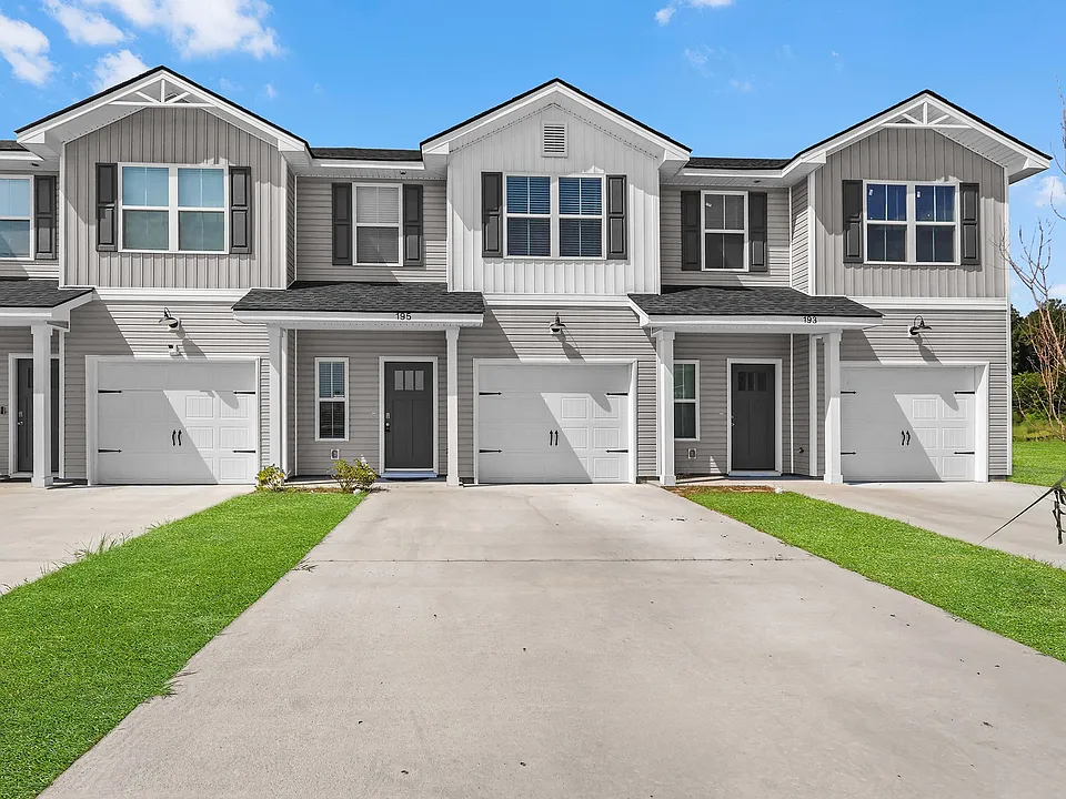 195 Heirloom Rd