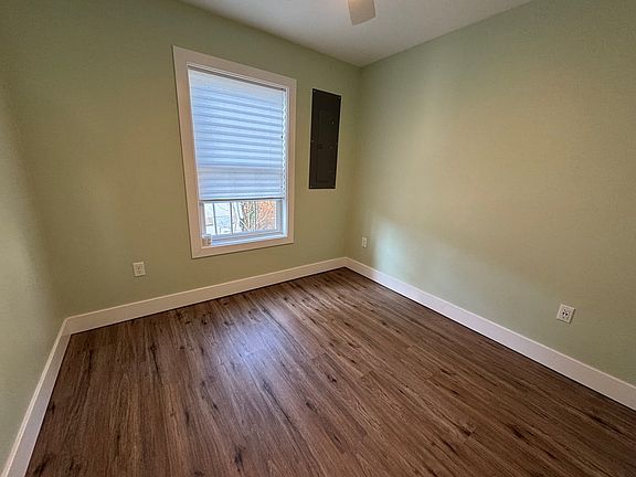 5th image of 6167 Nautilus Dr