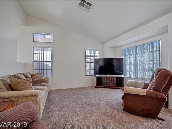 3rd image of 1620 Singing Bird Ln