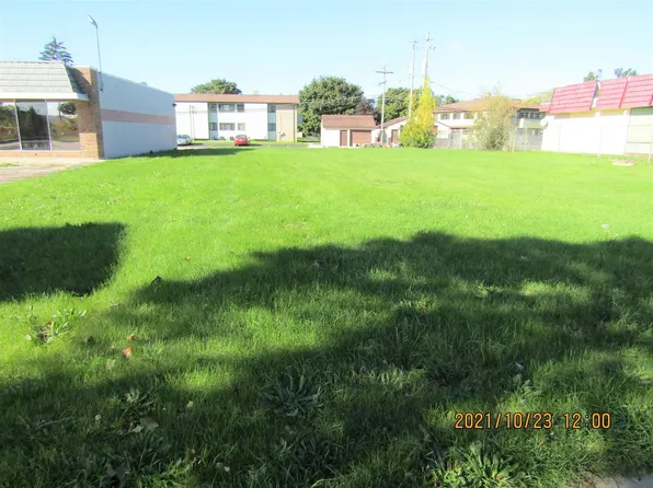 6839 North TEUTONIA AVENUE, Milwaukee, WI 53209