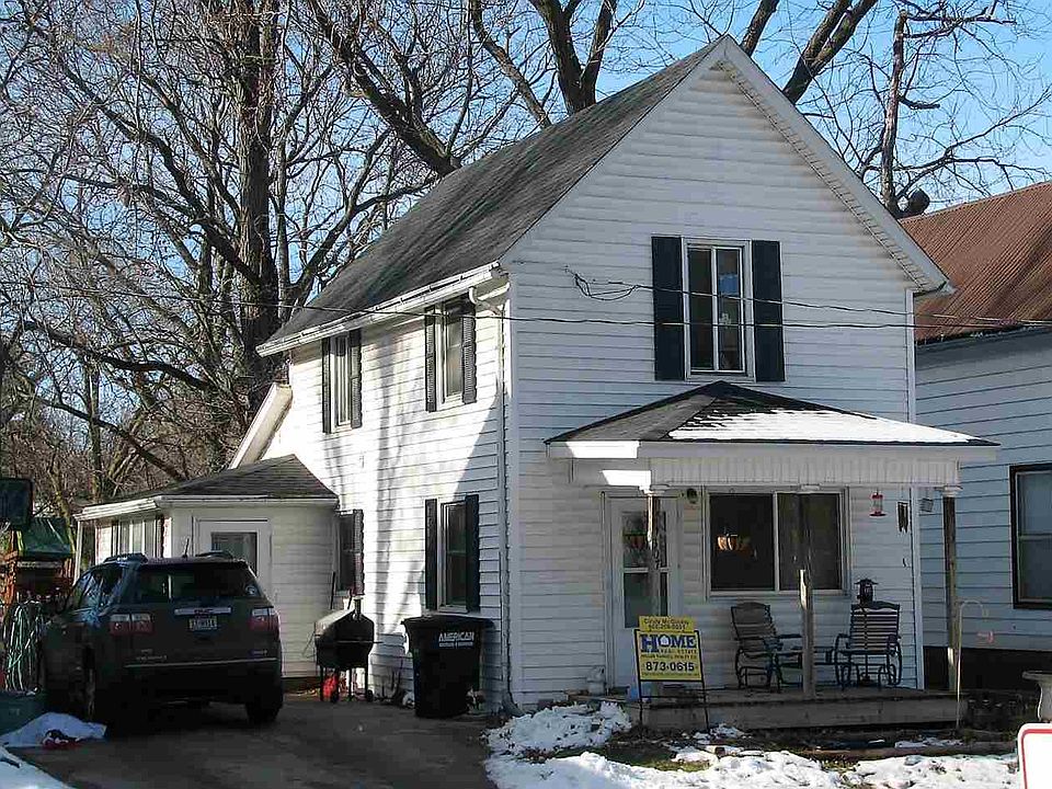 1st image of 307 N 6th St