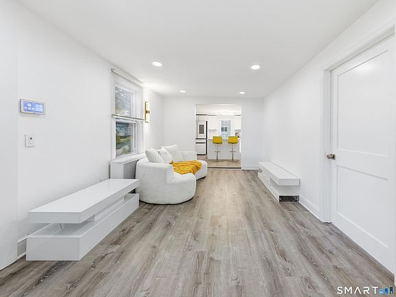 3rd image of 115 Wilton Rd #2