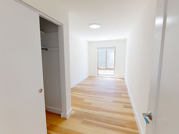 2520-College-Unit-205-08042022_114009