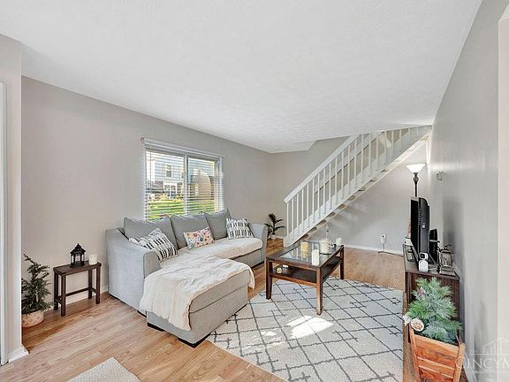 5th image of 52 Horizon Ct